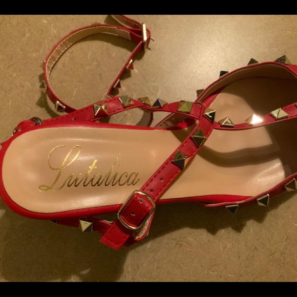 Red Spiked Strapped Heels - Picture 5 of 9